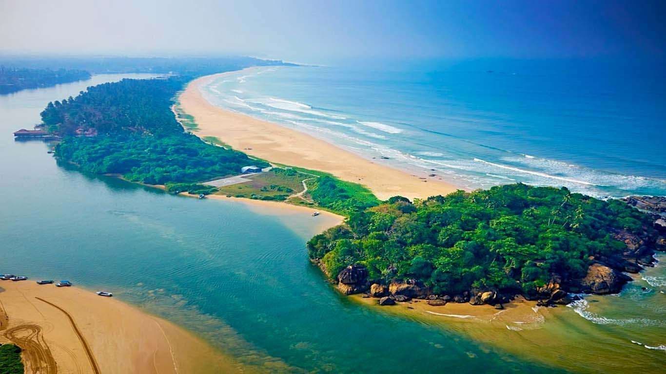 Healing Waters: The Benefits of Bentota’s River and Ocean for Mental Health