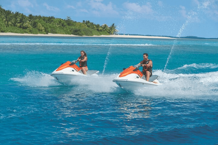 Bentota’s Thrilling Lagoon: The Ultimate Water Sports Escape